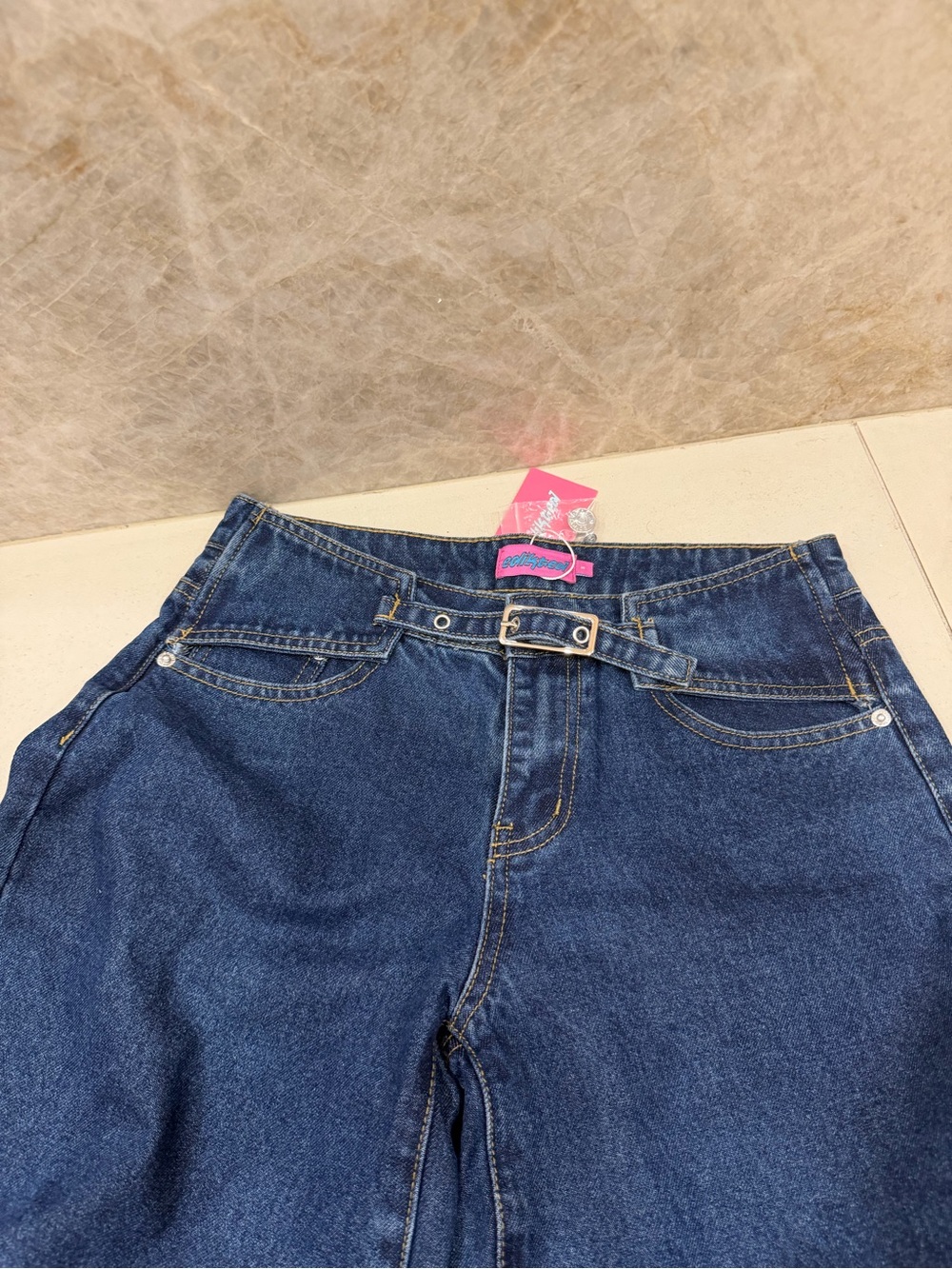 Edikted Edie Belt Detail Low-Rise Baggy Dark Blue Jeans